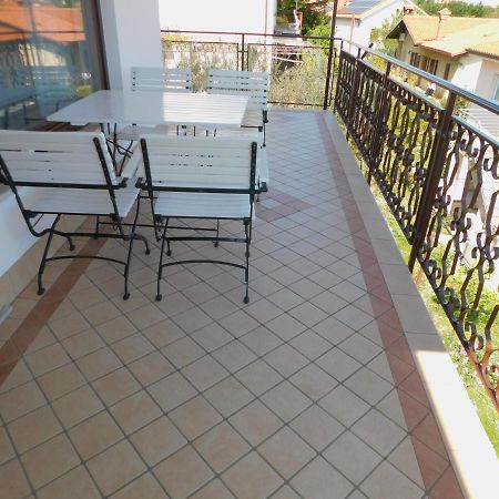 Apartma Mimoza Apartamento Jagodje Exterior foto